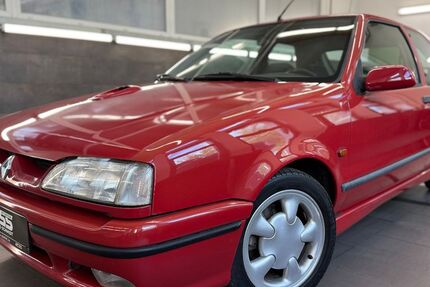 Renault R 19 49.385 km 15.988 &euro; Cottbus 03044