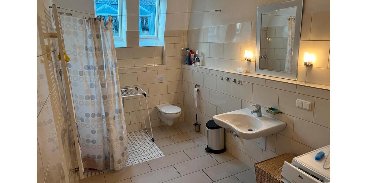 Etagenwohnung Burg (Spreewald) - 6 Zimmer, 202 m&sup2;, 595&euro; | Angebot:25114208