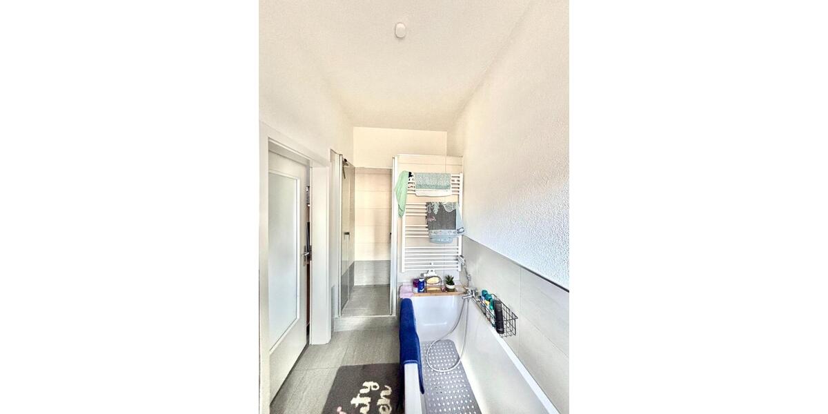 Erdgeschoßwohnung Cottbus - 3 Zimmer, 97 m&sup2;, 925&euro; | Angebot:25238781