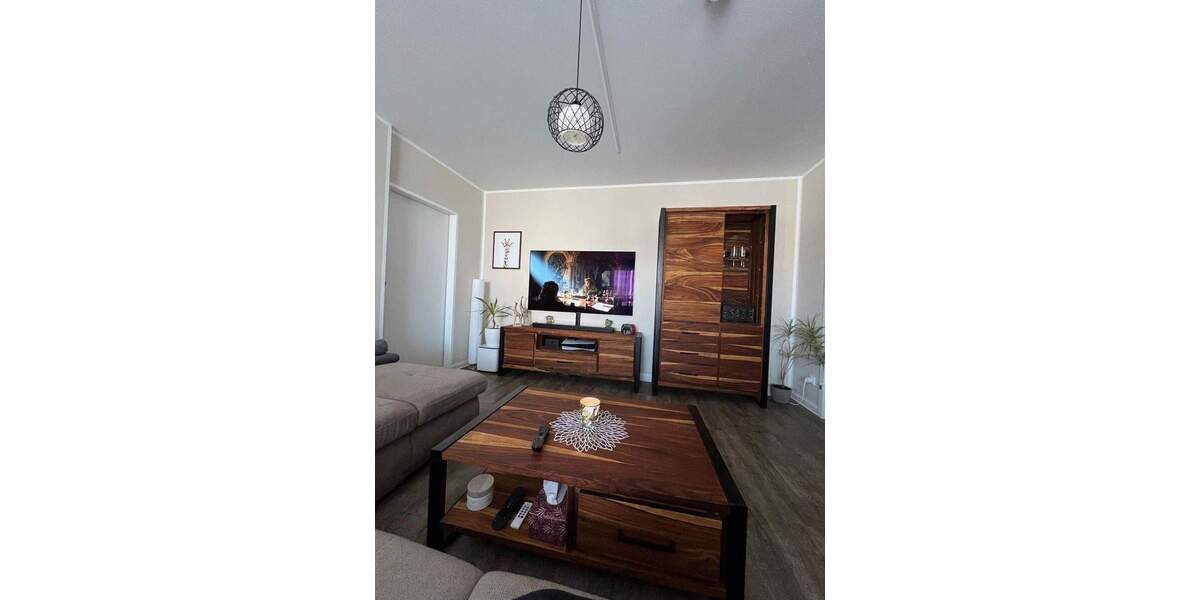 Etagenwohnung Cottbus Mitte - 3 Zimmer, 87 m&sup2;, 1.100&euro; | Angebot:24648043