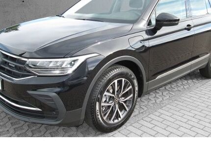 VW Tiguan 1.720 km 31.699 € Cottbus 03044