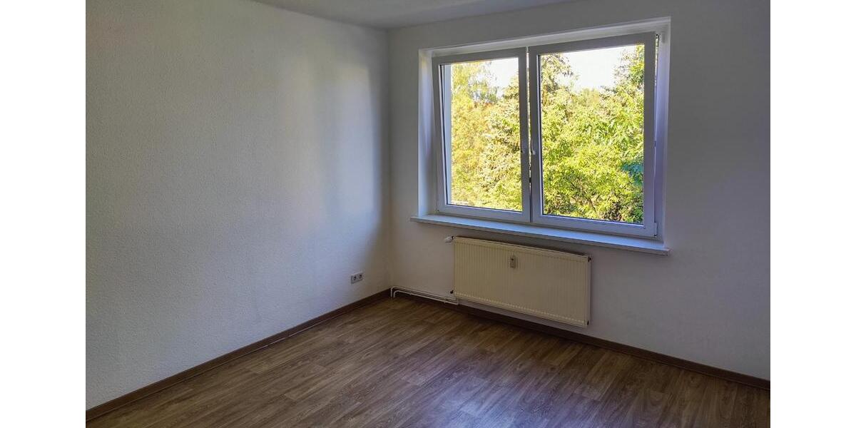 4 ZKB mit Balkon + Einbauküche im 4-Familienhaus in ruhiger Lage 4 zimmer