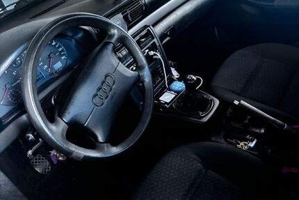 Audi A4 208.000 km 650 &euro; Cottbus 03046