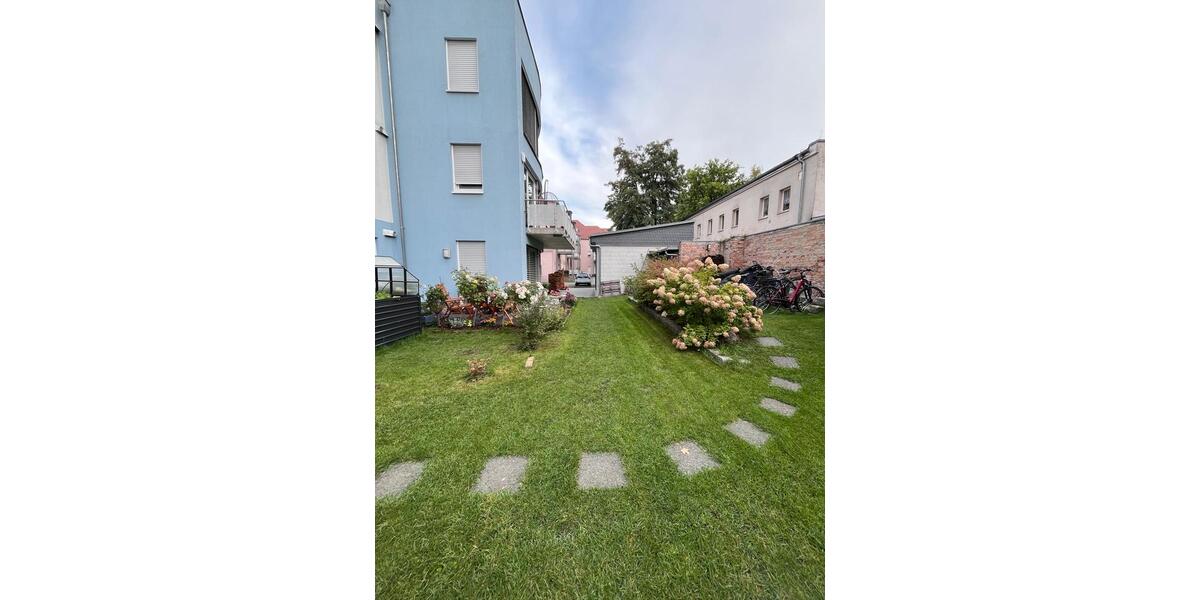 Etagenwohnung Cottbus - 4 Zimmer, 99 m&sup2;, 1.232&euro; | Angebot:26587613