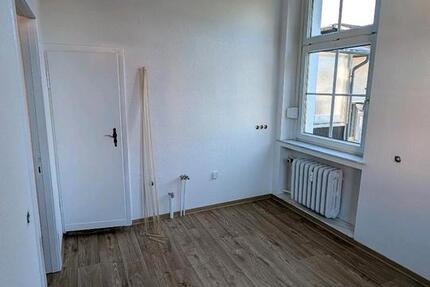 Wohnung Forst (Lausitz) - 1 Zimmer, 38 m&sup2;, 328&euro; | Angebot:26522549