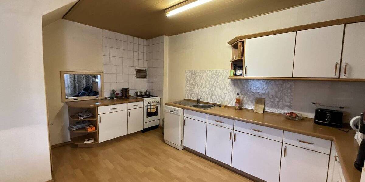 Doppelhaushälfte Neuhausen Laubsdorf - 6 Zimmer, 184 m&sup2;, 110.850&euro; | Angebot:25685669