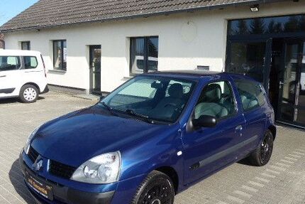 Renault Clio 99.368 km 3.485 &euro; Jaenschwalde 03197