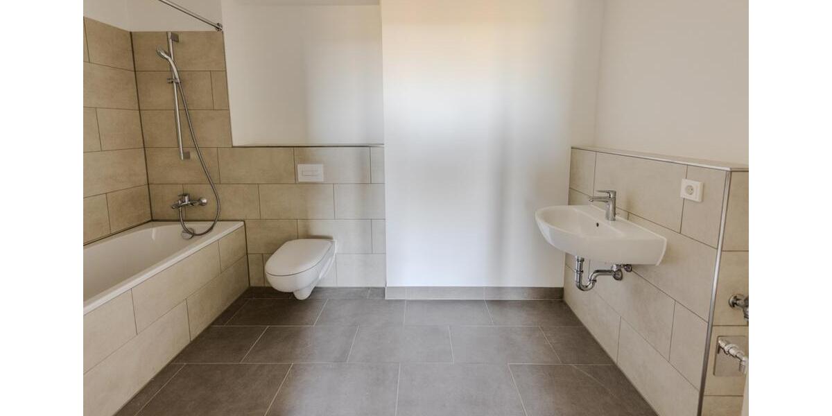 Etagenwohnung Cottbus Sachsendorf - 3 Zimmer, 69 m&sup2;, 1.108&euro; | Angebot:26163996
