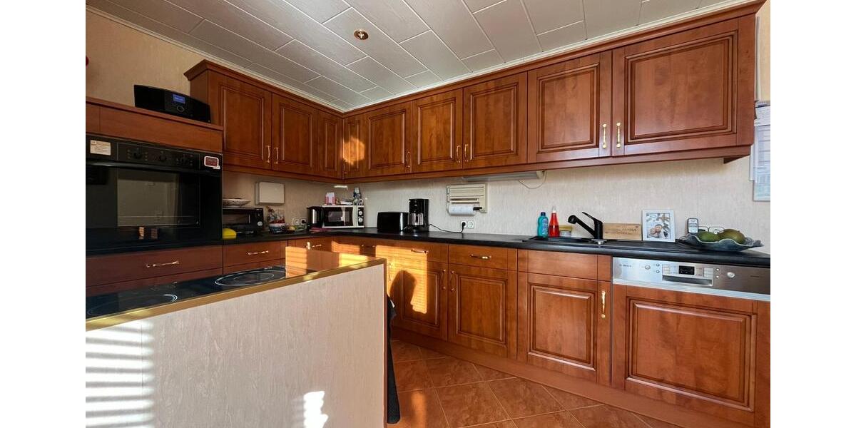 Einfamilienhaus Spremberg - 7 Zimmer, 220 m&sup2;, 259.000&euro; | Angebot:19879375