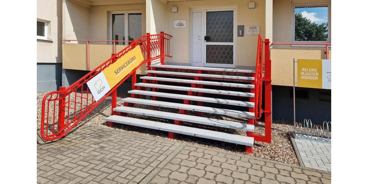 **TEILMÖBILIERTE BÜRO ODER PRAXISFLÄCHE ZU VERMIETEN** Am Forum Sachsendorf zimmer