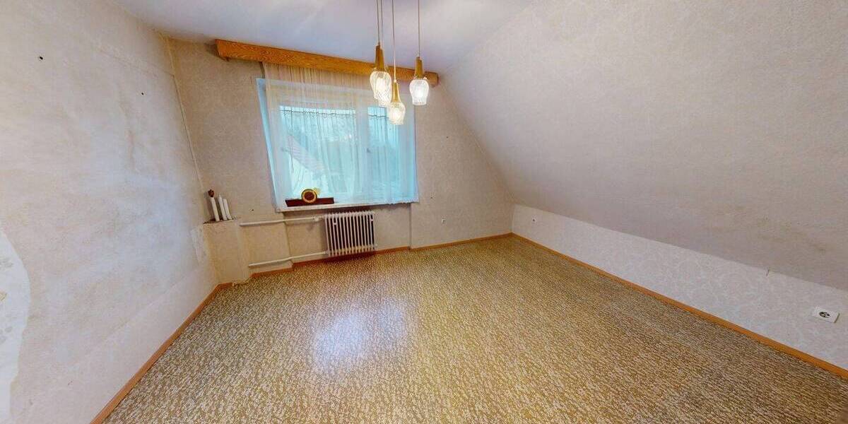 Einfamilienhaus Drebkau - 6 Zimmer, 140 m&sup2;, 159.000&euro; | Angebot:25702882