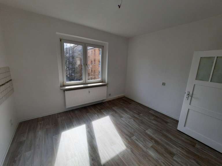 Wohnung zum Mieten in Cottbus 360 € 59.85 m²