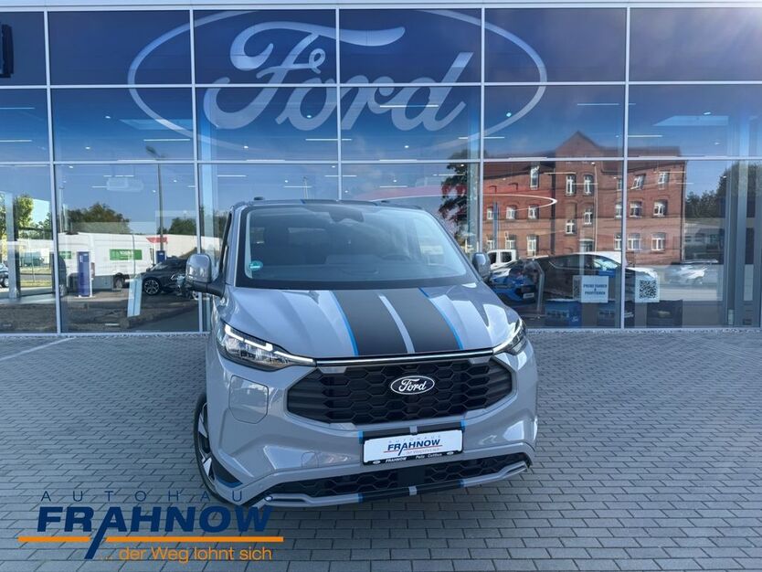 Ford Tourneo Custom 2.500 km 71.885 € Cottbus 03044
