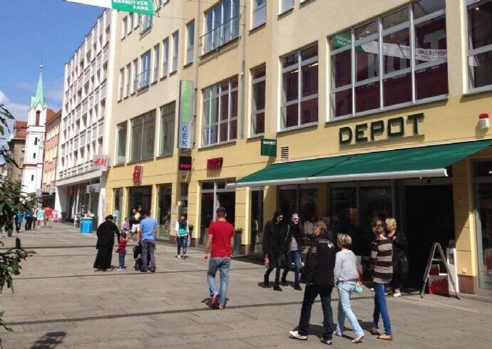 Ihre Lagerbox im Zentrum! zimmer
