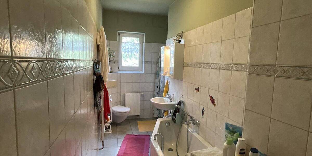 Mehrfamilienhaus, Wohnhaus Döbern - 8 Zimmer, 270 m&sup2;, 249.000&euro; | Angebot:26220240