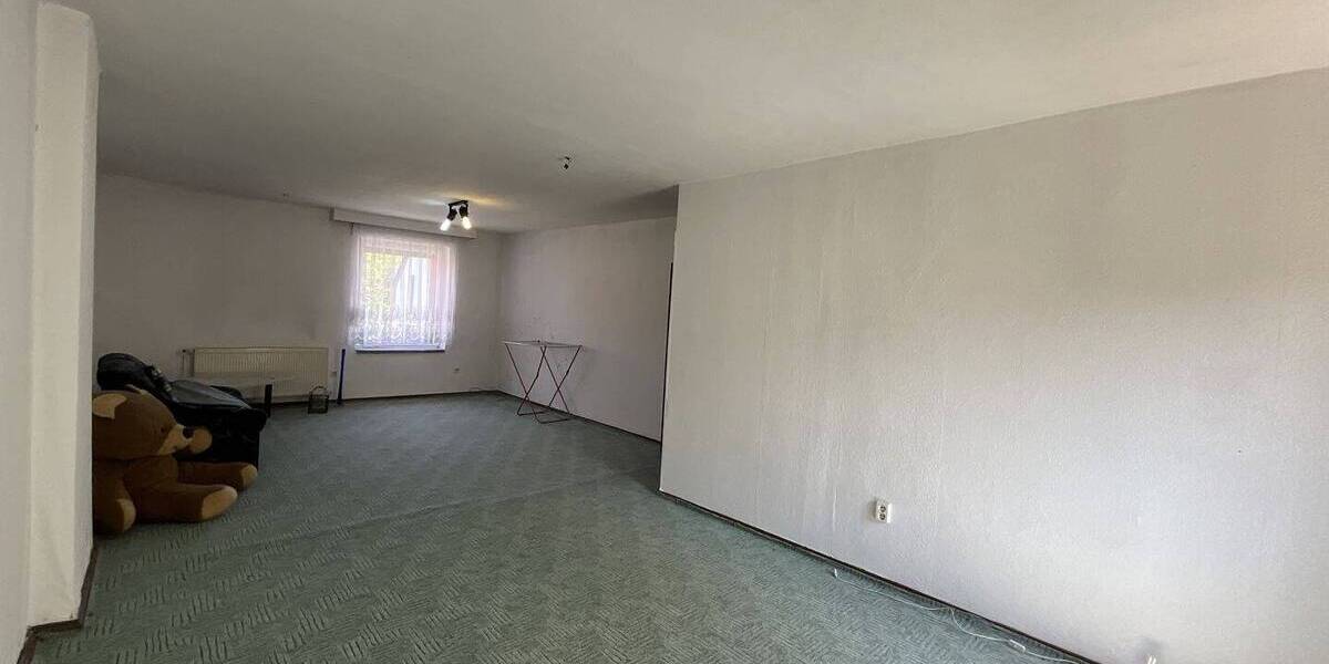 Doppelhaushälfte Neuhausen Laubsdorf - 6 Zimmer, 184 m&sup2;, 110.850&euro; | Angebot:25685669