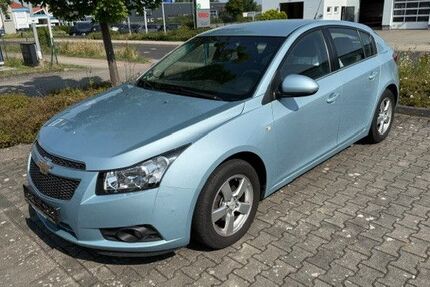 Chevrolet Cruze 149.000 km 3.950 &euro; Cottbus 03051