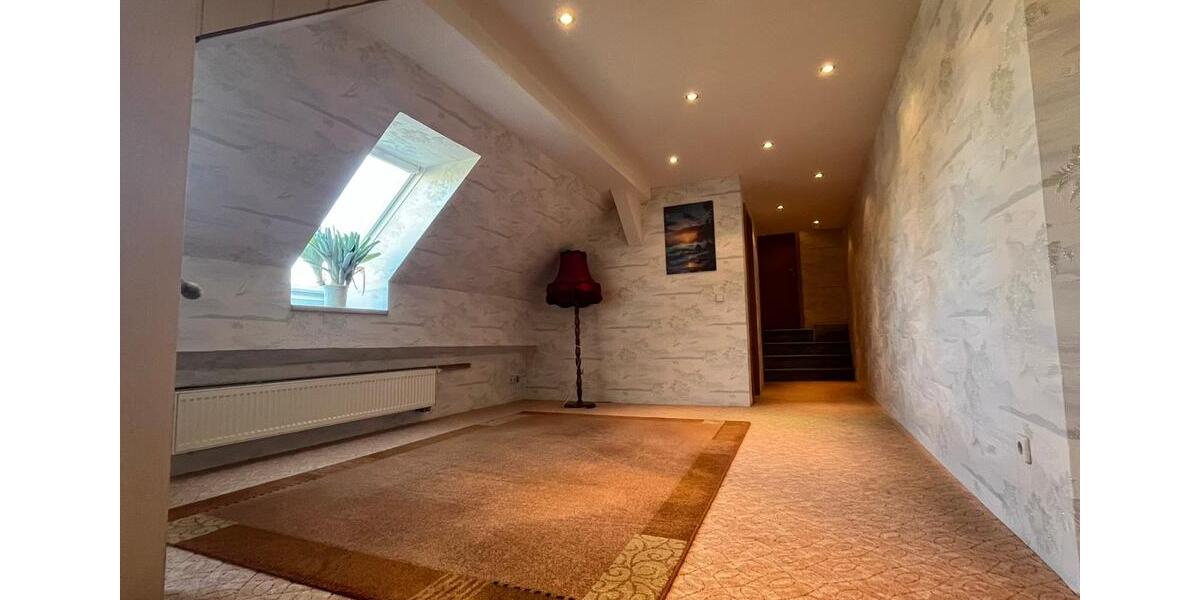 Einfamilienhaus Spremberg - 7 Zimmer, 220 m&sup2;, 259.000&euro; | Angebot:19879375