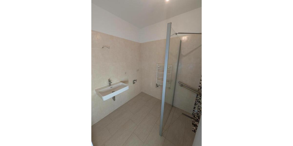 Etagenwohnung Cottbus Brunschwig - 2 Zimmer, 54 m&sup2;, 600&euro; | Angebot:25908040