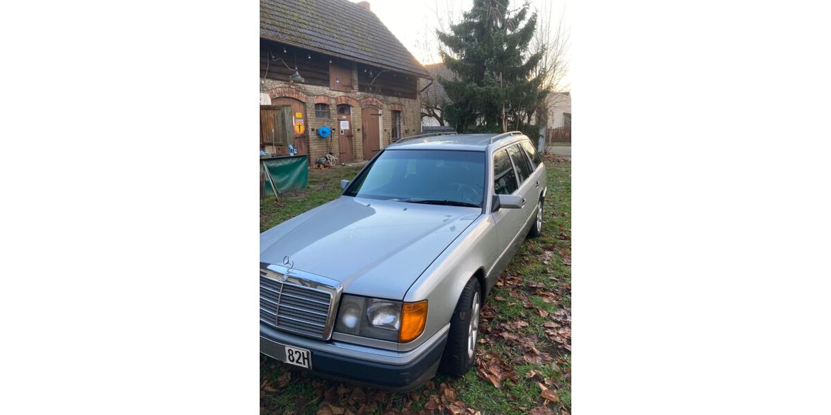Mercedes-Benz 230 384.600 km 6.000 &euro; Lieberose 15868