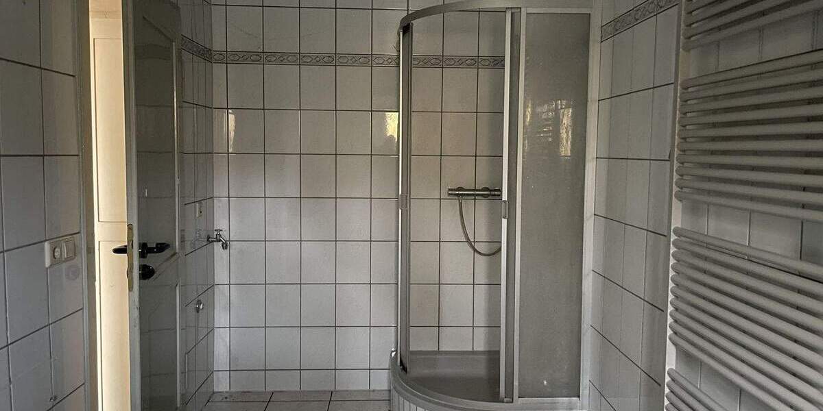 Mehrfamilienhaus, Wohnhaus Schleife-Rohne Rohne - 1 Zimmer, 107 m&sup2;, 129.000&euro; | Angebot:25704958