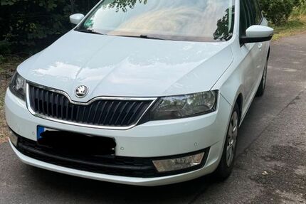 Skoda Rapid 128.000 km 9.000 &euro; Peitz 03185