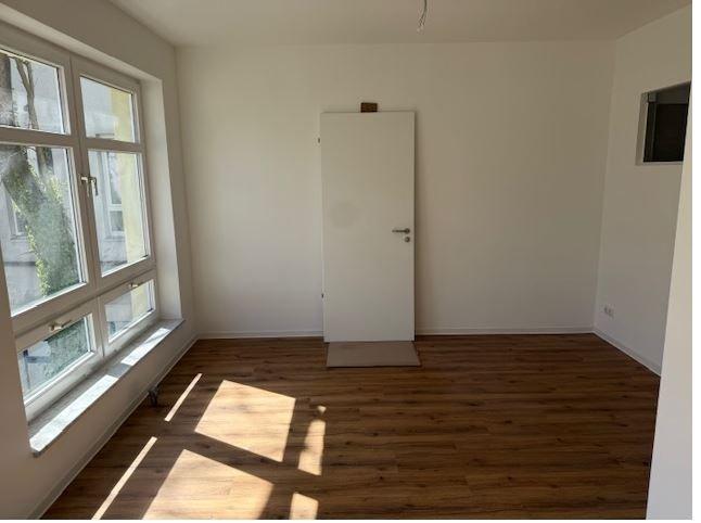 Etagenwohnung Cottbus - 2 Zimmer, 79 m&sup2;, 941&euro; | Angebot:26284113