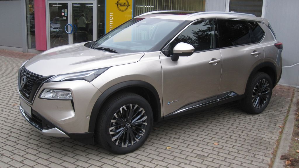 Nissan X-Trail 21.000 km 40.990 &euro; Cottbus 03044