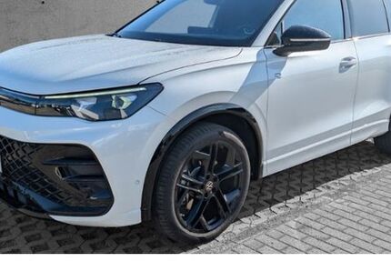 VW Tiguan 18.500 km 49.889 &euro; Cottbus 03044