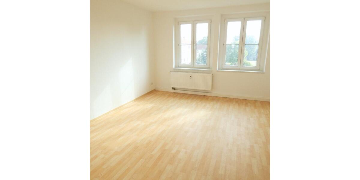 Etagenwohnung Altdöbern - 3 Zimmer, 67 m&sup2;, 380&euro; | Angebot:23035067