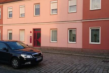 Wohnung Forst (Lausitz) - 1 Zimmer, 60 m&sup2;, 360&euro; | Angebot:24962955