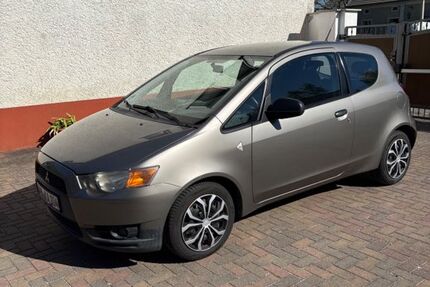 Mitsubishi Colt 130.000 km 2.190 &euro; Dissen-Striesow 03096