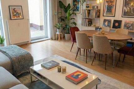 Modern Living: Exklusive 2-Zimmer-Wohnung mit Terrasse und neuer Küche 2 zimmer