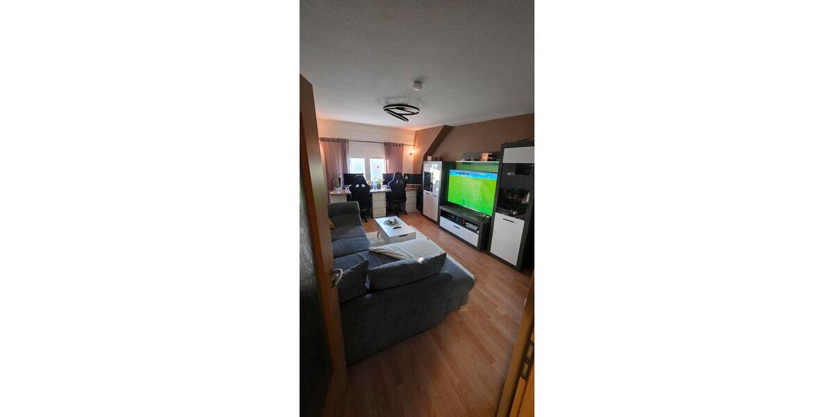 Dachgeschoßwohnung Cottbus Spremberger Vorstadt - 2 Zimmer, 52 m&sup2;, 580&euro; | Angebot:25944243