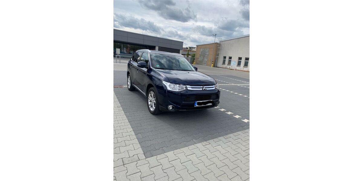 Mitsubishi Outlander 209.000 km 9.000 &euro; Cottbus 03046
