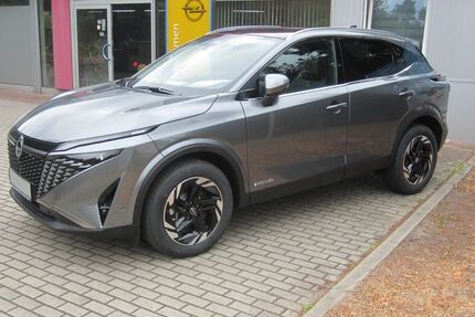 Nissan Qashqai 2.500 km 36.990 € Cottbus 03044