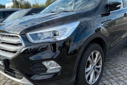 Ford Kuga 115.580 km 19.777 € Cottbus 03044