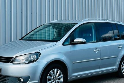 VW Touran 207.800 km 7.850 &euro; Cottbus / Gallinchen 03051