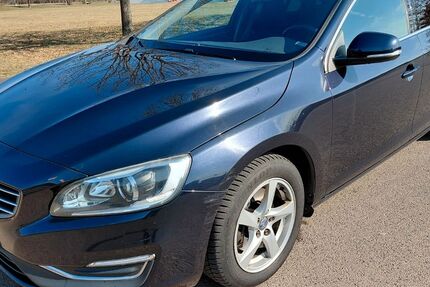 Volvo V60 233.000 km 6.500 &euro; Großräschen 01983