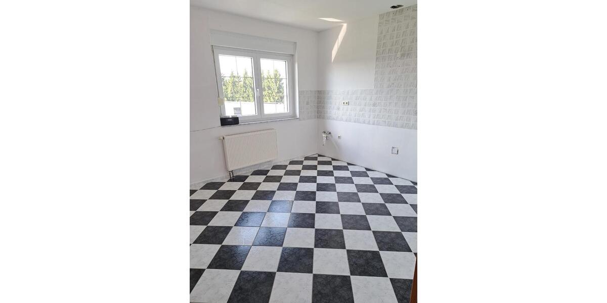 Etagenwohnung Spremberg - 4 Zimmer, 107 m&sup2;, 1.100&euro; | Angebot:26317887
