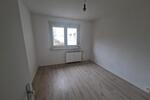 **JETZT EINZIEHEN**3-Zimmer-Wohnung EG Balkon Bad mit Wanne ab sofort 3 zimmer