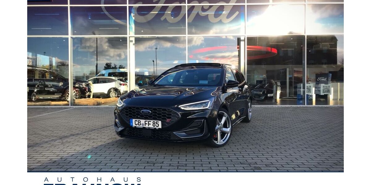 Ford Focus 2.500 km 43.885 € Cottbus 03044