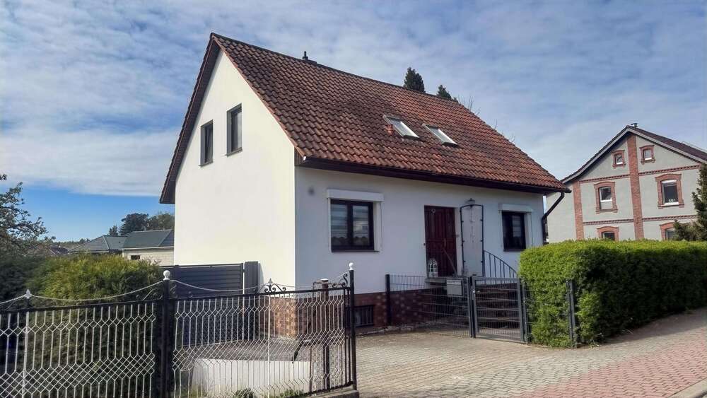 Einfamilienhaus Cottbus Gallinchen - 5 Zimmer, 110 m&sup2;, 319.000&euro; | Angebot:26663743