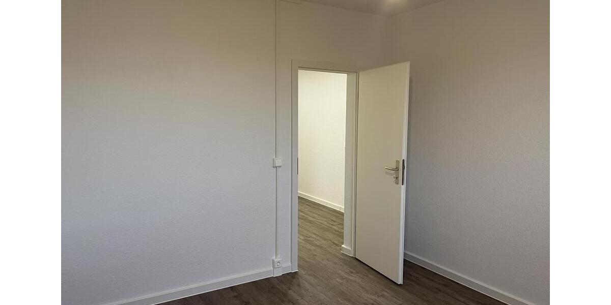 Ab sofort - sanierte 2-Zimmer-Wohnung zu vermieten! 2 zimmer