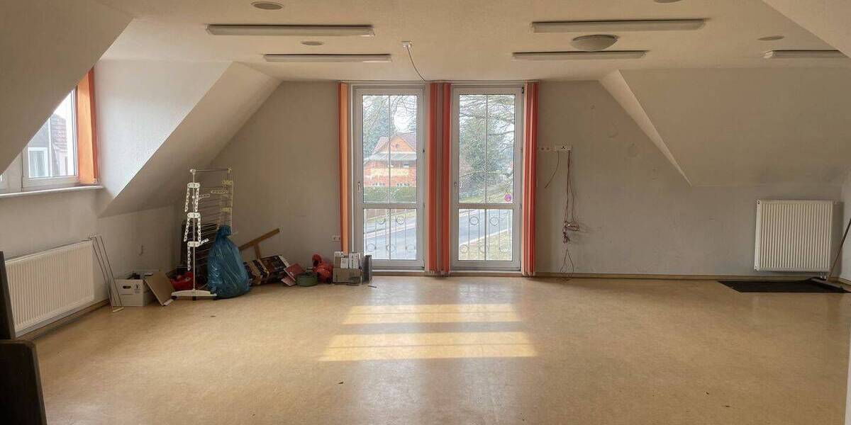 Mehrfamilienhaus, Wohnhaus Schleife - 3 Zimmer, 142 m&sup2;, 150.000&euro; | Angebot:24056877