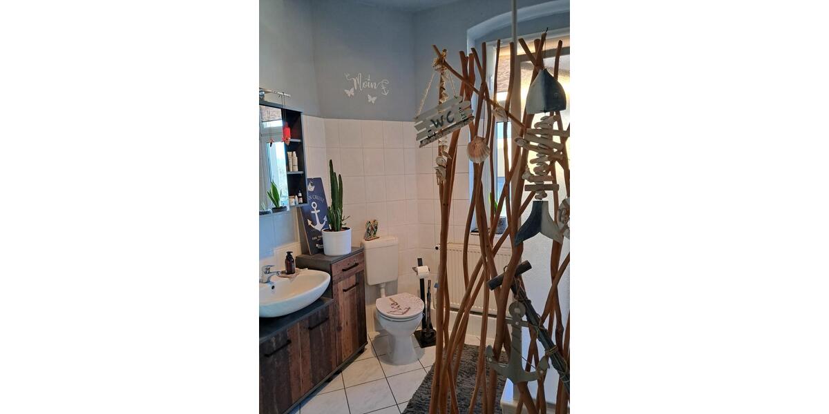 Etagenwohnung Cottbus - 2 Zimmer, 65 m&sup2;, 465&euro; | Angebot:25253119