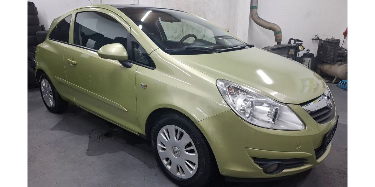 Opel Corsa 167.951 km 2.990 &euro; Cottbus 03042