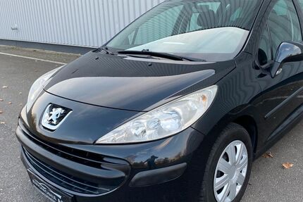 Peugeot 207 165.000 km 3.990 &euro; Cottbus 03051