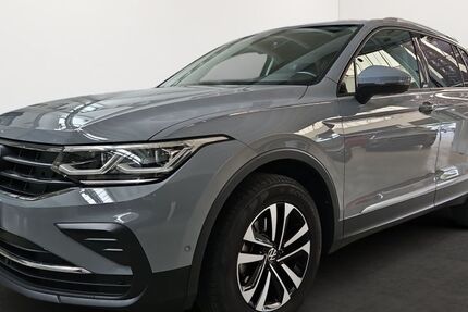VW Tiguan 58.500 km 23.990 &euro; Cottbus 03042
