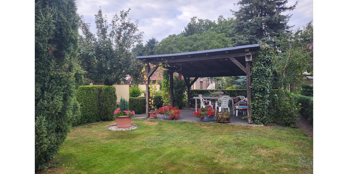 Einfamilienhaus Calau - 7.5 Zimmer, 165 m&sup2;, 210.000&euro; | Angebot:25824262